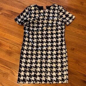 NWT! Ann Taylor Black and Cream Houndstooth Mini Dress size 6